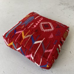 Пуф шерстяной pouf BLOCK red