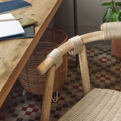 Стул Majela из массива эвкалипта с отделкой под дуб и бежевой веревкой