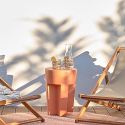 Приставной столик Vilena из терракоты Ø 33 см