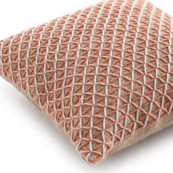 Подушка Raw Pink 50x50