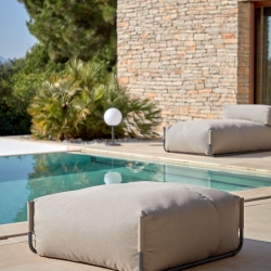 Square пуф квадратный  101 x 101 см, бежевый, черный алюминий, для садового модульного дивана