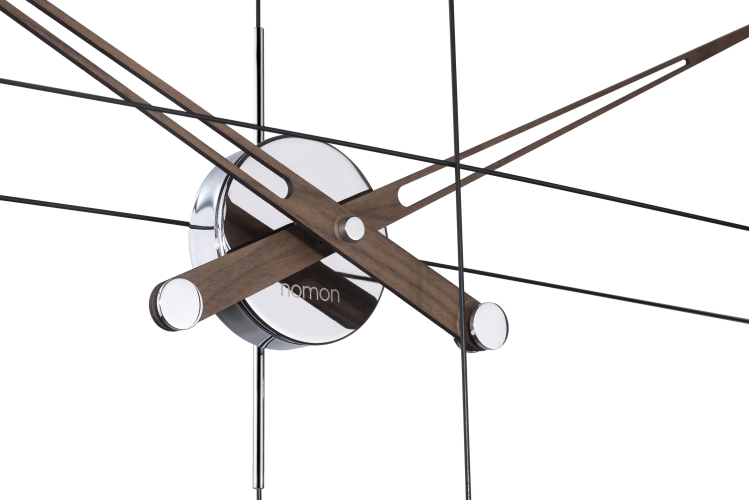 Часы Nomon Delmori, (основание - черный фиберглас/стрелки - орех/центр - хромированная сталь), D=130см Н=140см