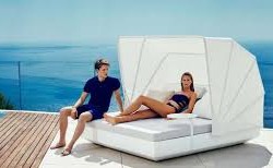 Кровать Vela c 2 наклонными спинками и складным навесом LED