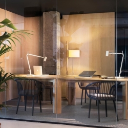 Квадратный обеденный стол Kotai T456 100