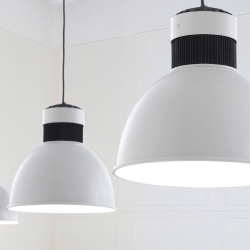 Люстра Pek H32.8 черная