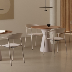 Кресло Arum с мягким сиденьем