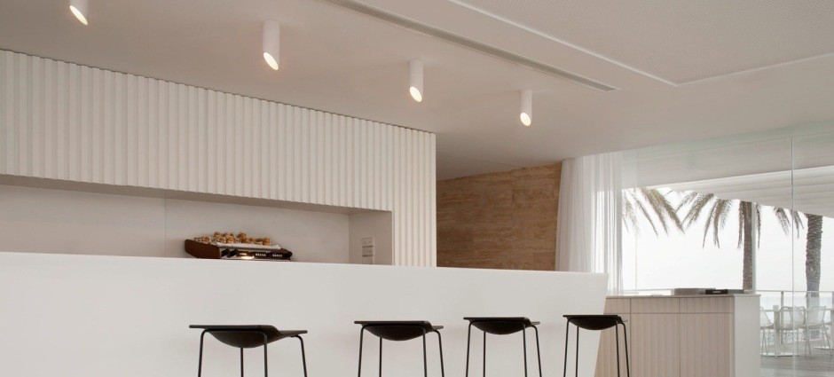 Потолочный светильник 45° 8250