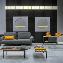 Столик для скамьи Interchange