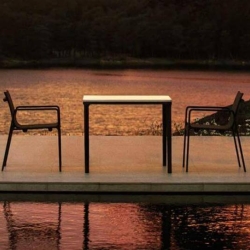 Обеденный стол Park Life 94x94 лак KS1100200