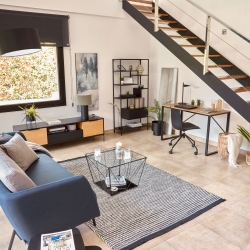 Металлическая настольная лампа Domicina с черным и серым покрытием