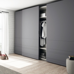 Шкаф Stripes с 3-мя раздвижными дверями 272 x 240 серый