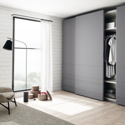 Шкаф Stripes с 3-мя раздвижными дверями 272 x 240 серый