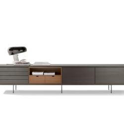 Тумба под ТВ Aura цвета Kai Black и орехового дерева