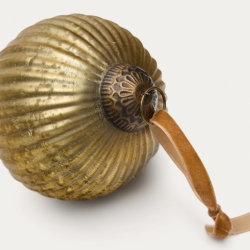 Набор из 2 елочных шаров Elur из переработанного стекла золотистого цвета, Ø 10 см