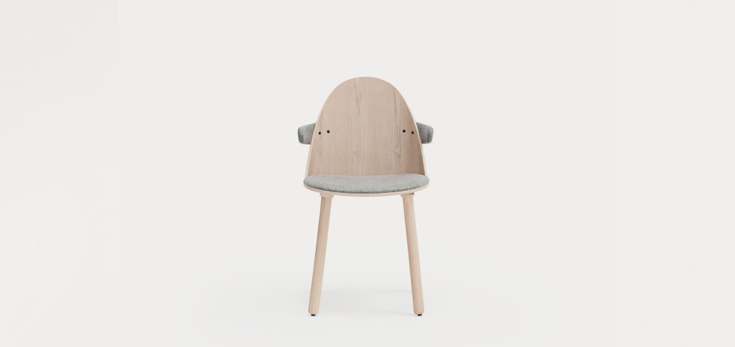 Стул Uma с подлокотниками натуральный