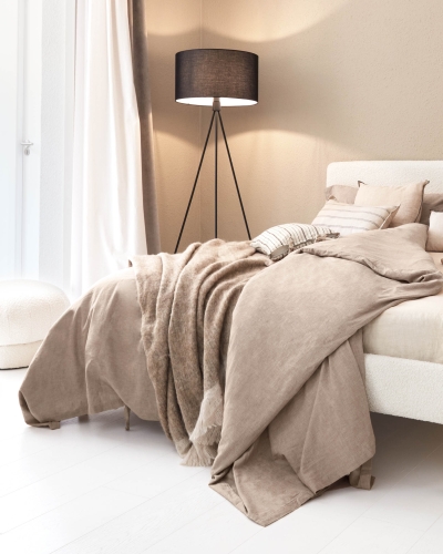 Наволочка Elea из 100% льна натурального цвета 45 x 45 см