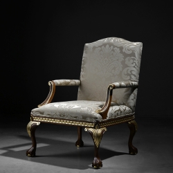 Кресло Robles отделка орех, обивка BELGRAVIA MARFIL F2330