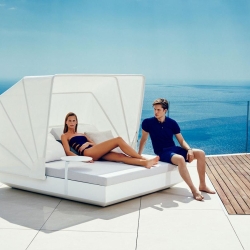 Кровать Vela c 2 наклонными спинками и складным навесом