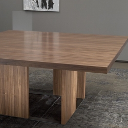 Стол Orwell 150*150