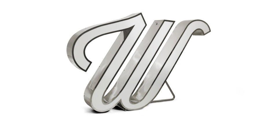 Напольный светильник LETTER W GRAPHIC