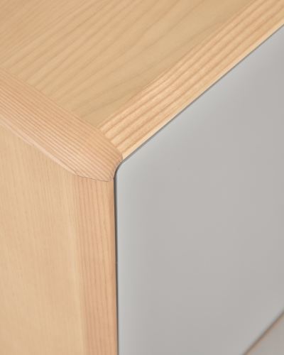 Комод Anielle из массива ясеня с тремя ящиками 98,9 x 78 см