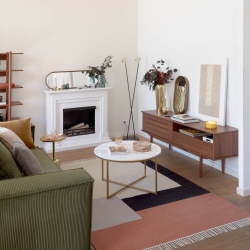 Тумба под ТВ Carolin из шпона ореха 180 x 83.8 cm