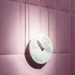 Часы настенные Colgante мрамор Calacatta Gold - латунь