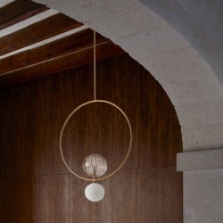 Подвесной светильник Level золотой 60 см, плафоны 1302/200/прозрачный, 1302/140/OPAL