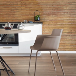 Hannia коричневый стул с подлокотниками