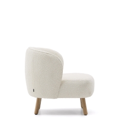 Кресло Ulit из белого букле с ножками из бука в натуральной отделке