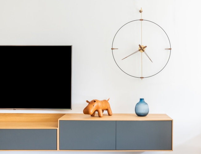 Часы NOMON MINI Bilbao GOLD (основание - черный фиберглас/стрелки - орех/центр - латунь). D=77см, H=92см