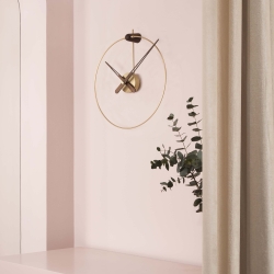 Часы Nomon Micro Anda Gold,  (основание - латунь/стрелки - орех/центр-латунь). D=40см, H=50см