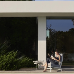 Круглый журнальный столик Onde Ø60