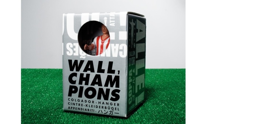 Вешалка Champions 1, золотой футболист