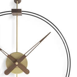 Часы Nomon Micro BARCELONA (основание - орех и фиберглас/стрелки - орех/центр - латунь). D=42см, H=54см