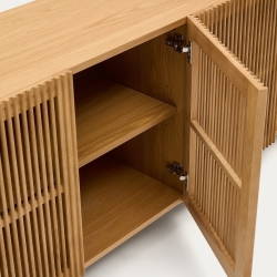 Сервант Beyla из массива дуба с дубовым шпоном 180 x 70 см