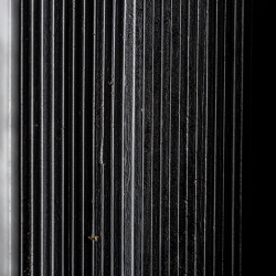 Деревянный книжный шкаф Plisse черный