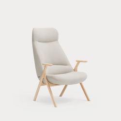 Кресло высокое Dins кремовое с каркасом из натурального бука