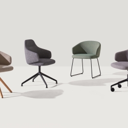 Кресло поворотное Binar 60 на деревянном основании