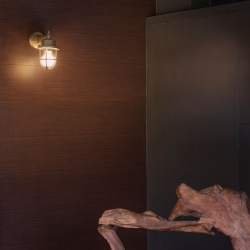 Уличное бра из латуни Nanir