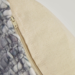 Чехол для подушки Deyarina серо-белый 45 x 45 см