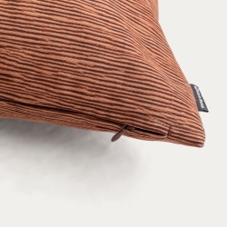 Чехол для подушки Mirca коричневый с фактурой 45 x 45 см