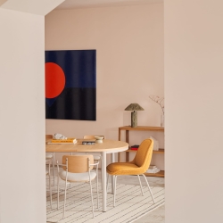 Aimin Стул из горчичной ткани букле с бежевыми стальными ножками