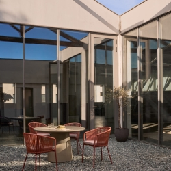 Цементный стол Itai, 120 см