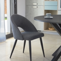 Темно-серый стул Mael на стальных ножках с черной отделкой