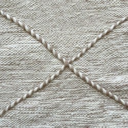 Дизайнерский бежевый ковер из Марокко Beni Savanna