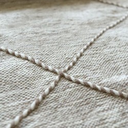 Дизайнерский бежевый ковер из Марокко Beni Savanna