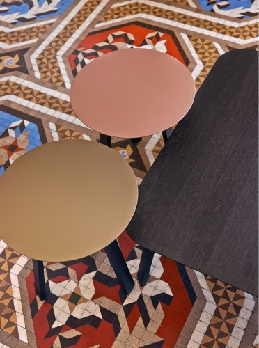 Круглый журнальный столик Stockholm