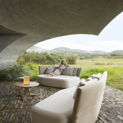 Столик Isla Ø80