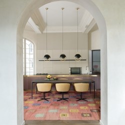 Вращающееся кресло с обивкой Huma